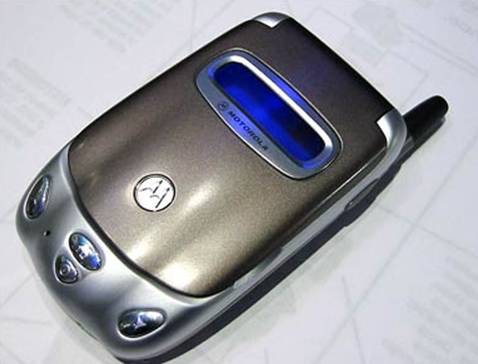 朋友圈被“10年前的手机”刷屏了，小布老泪纵横······