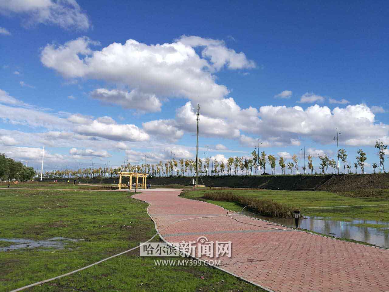 「好事」松北区又一处市民休闲广场近日建成投用｜位于学海街与滨水大道占地约8一10个足球场