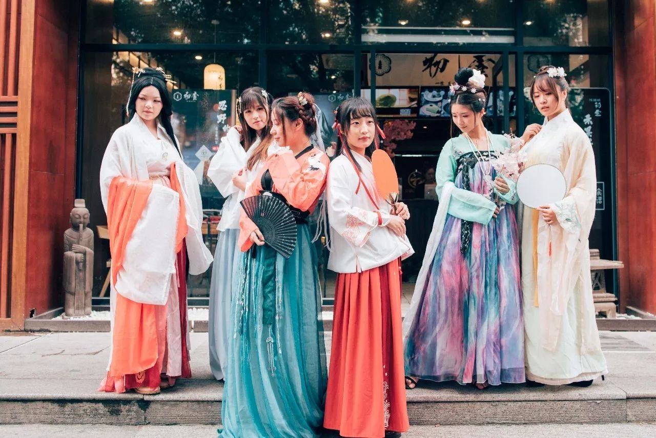 这场衣袂飘飘的古风下午茶让我知道，“抹茶控都是仙女”很有科学道理！