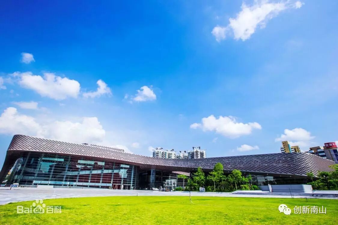 羽毛球羽坛第一人,深圳南山羽毛球馆