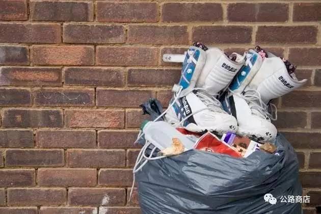 滑雪场的鞋子到底有多臭？