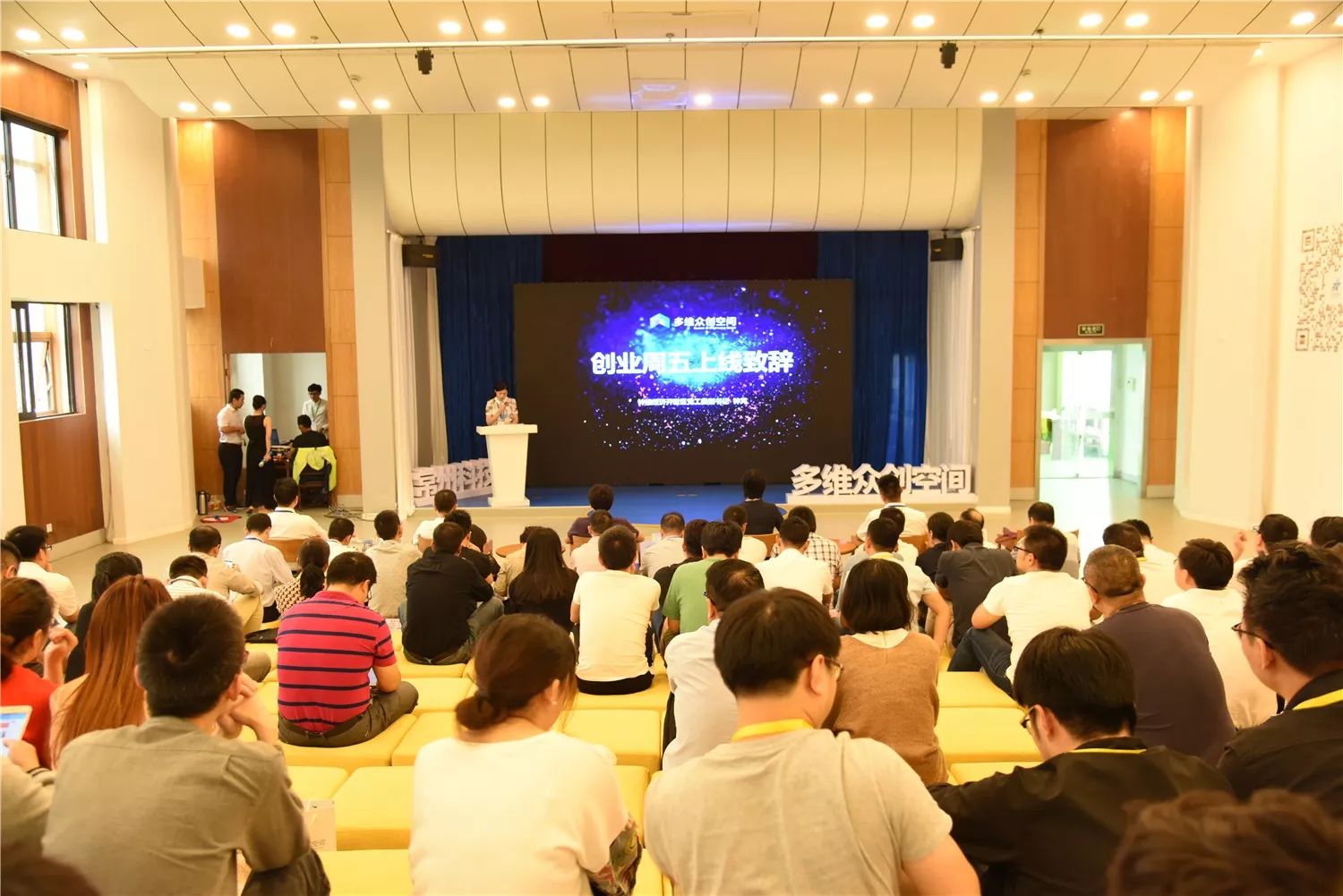 创业找项目没钱没经验,没资金没项目如何创业