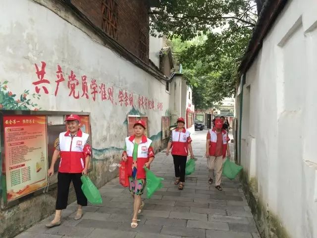 特别关注别人的生活什么心态,特别关注你生活的人