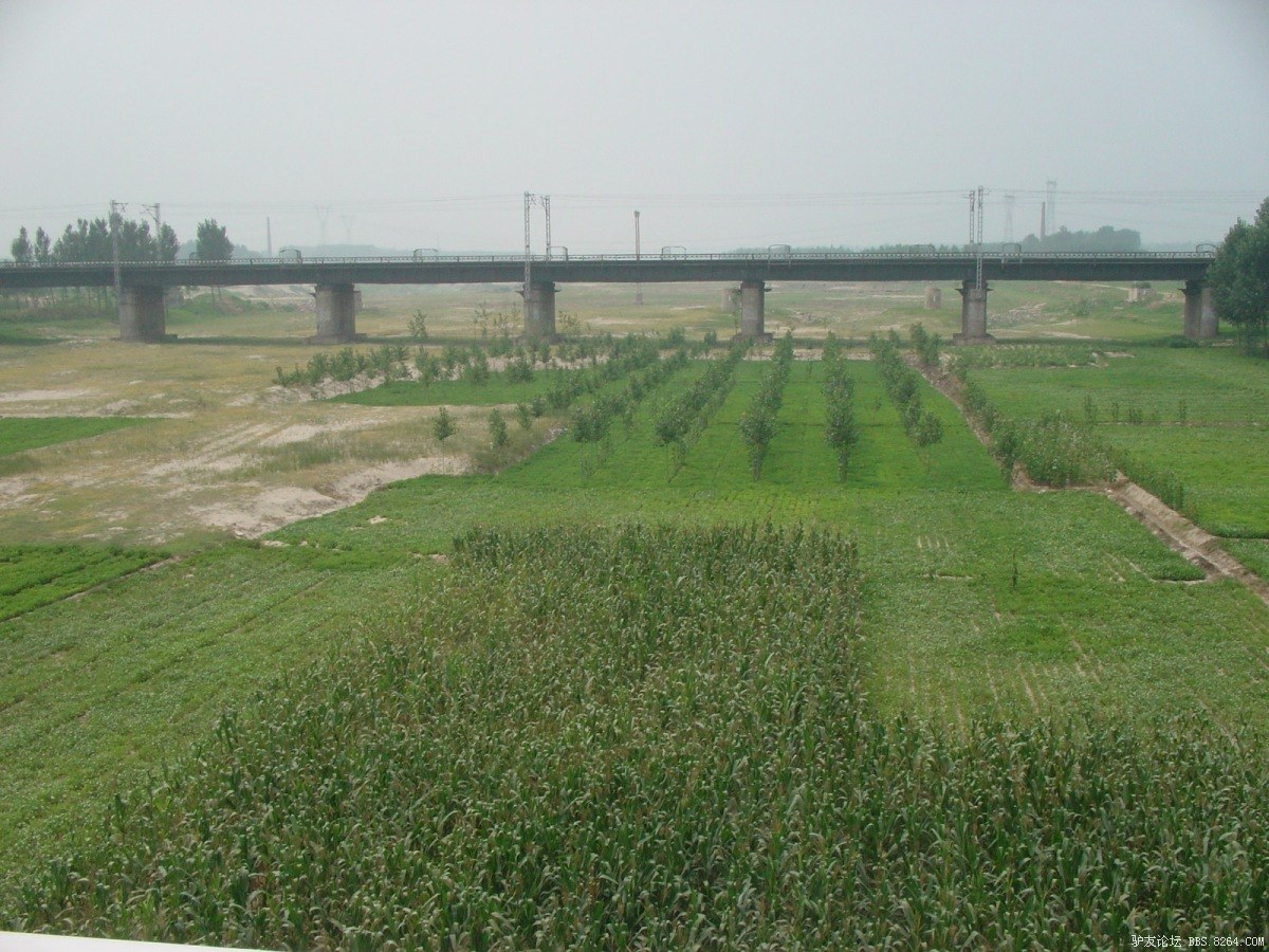 一个人一台车到西藏,一个人一辆车直通拉萨