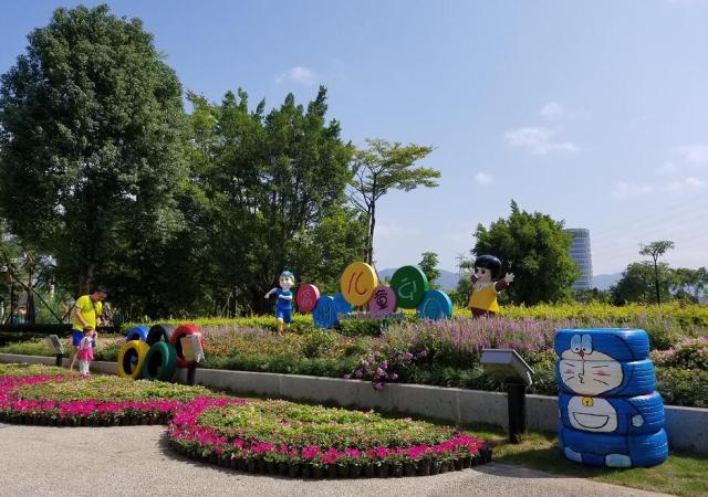 「惊喜」小黄人，机器猫，新升级的福州儿童公园简直萌翻了！快来留下你的涂鸦记忆吧！