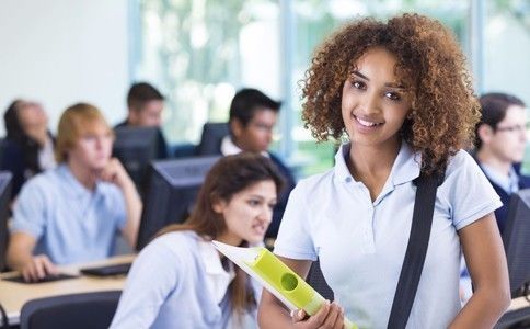 青春期生理心理发展特点,青春期有什么心理症状