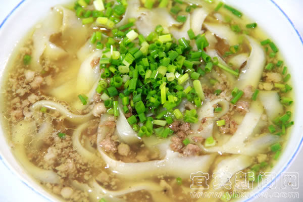 美好的假期从一束花开始,美好的假期从早餐开始