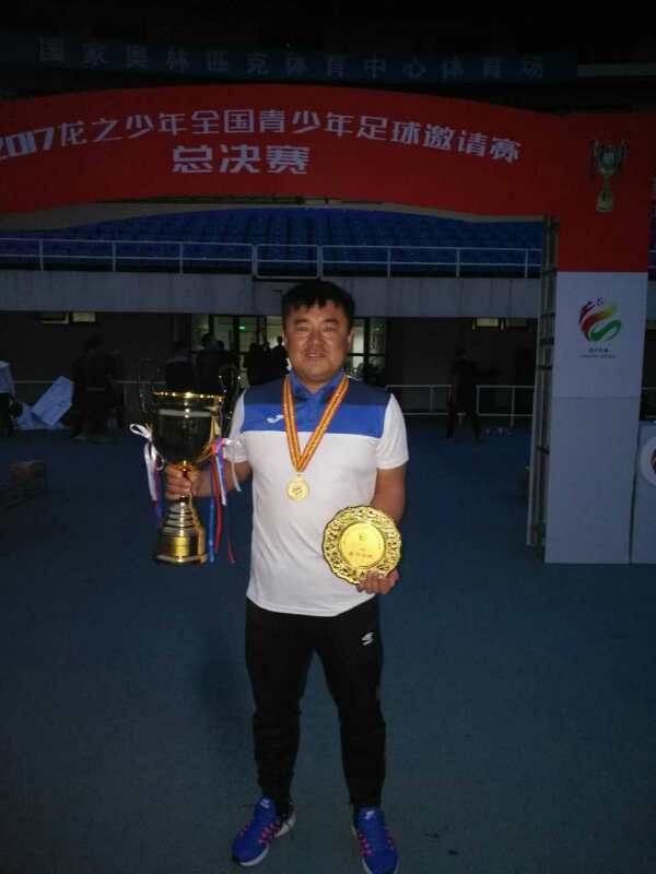 包头市团二小校长杯足球比赛,2017龙之队青少年足球