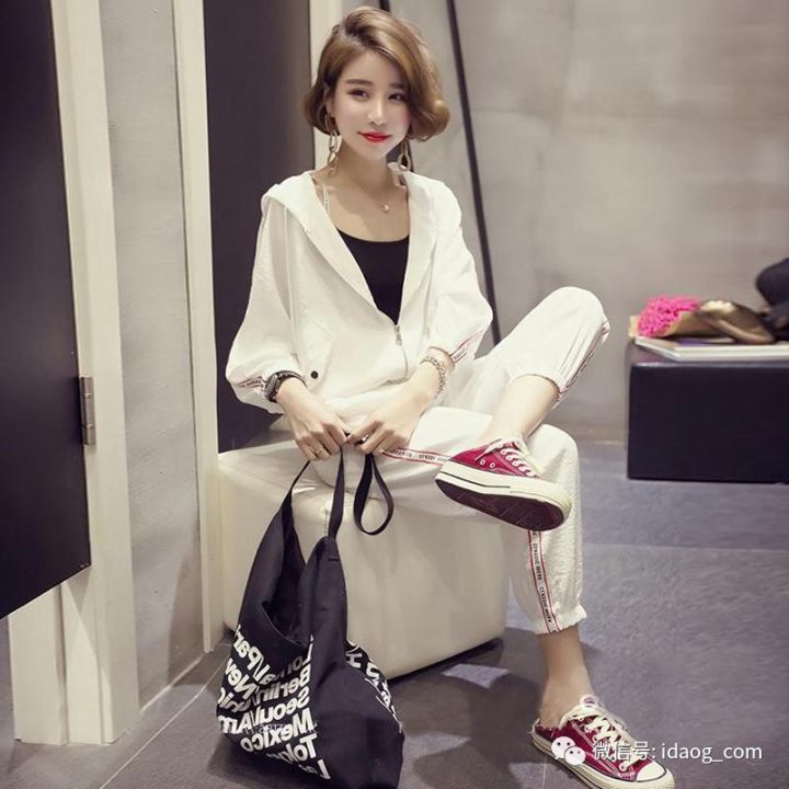 休闲运动套装女款爆款2024新款,潮流穿搭各款气质十足的运动套装