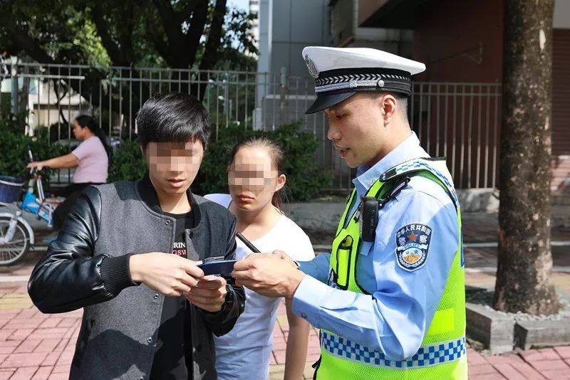 驾照过期驾驶怎么罚,驾照过期交警怎么处罚