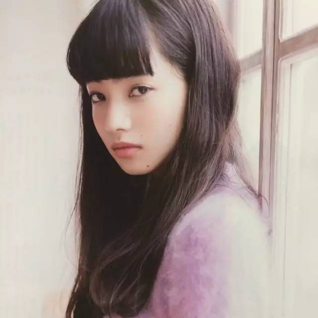 透明感女孩的特点,女生说透明感什么意思