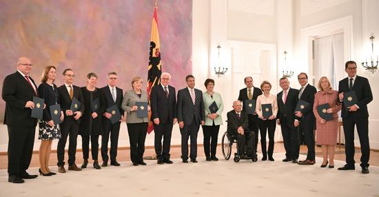 德国“牙买加”联盟第一回合“过招”忧多喜少