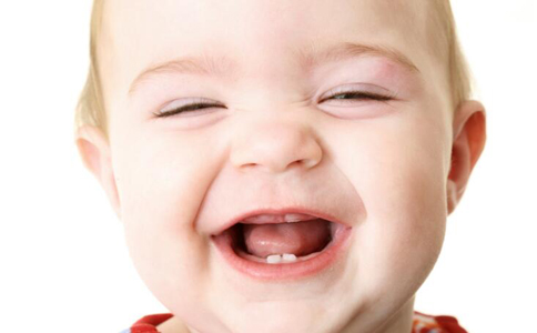 宝宝长牙慢的4大原因是什么,宝宝长牙太慢是什么原因