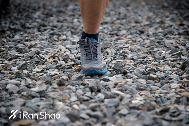 thenorthface儿童跑鞋,thenorthface轻量减震鞋子