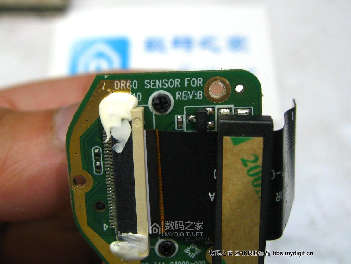 趴趴狗行车记录仪镜头拆解,零镜行车记录仪拆解评测