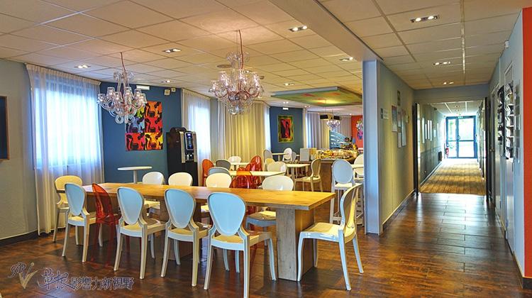 法国不同类型住宿 (法国旅游住宿哪个区好)