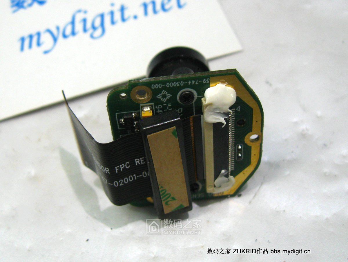 趴趴狗行车记录仪镜头拆解,零镜行车记录仪拆解评测