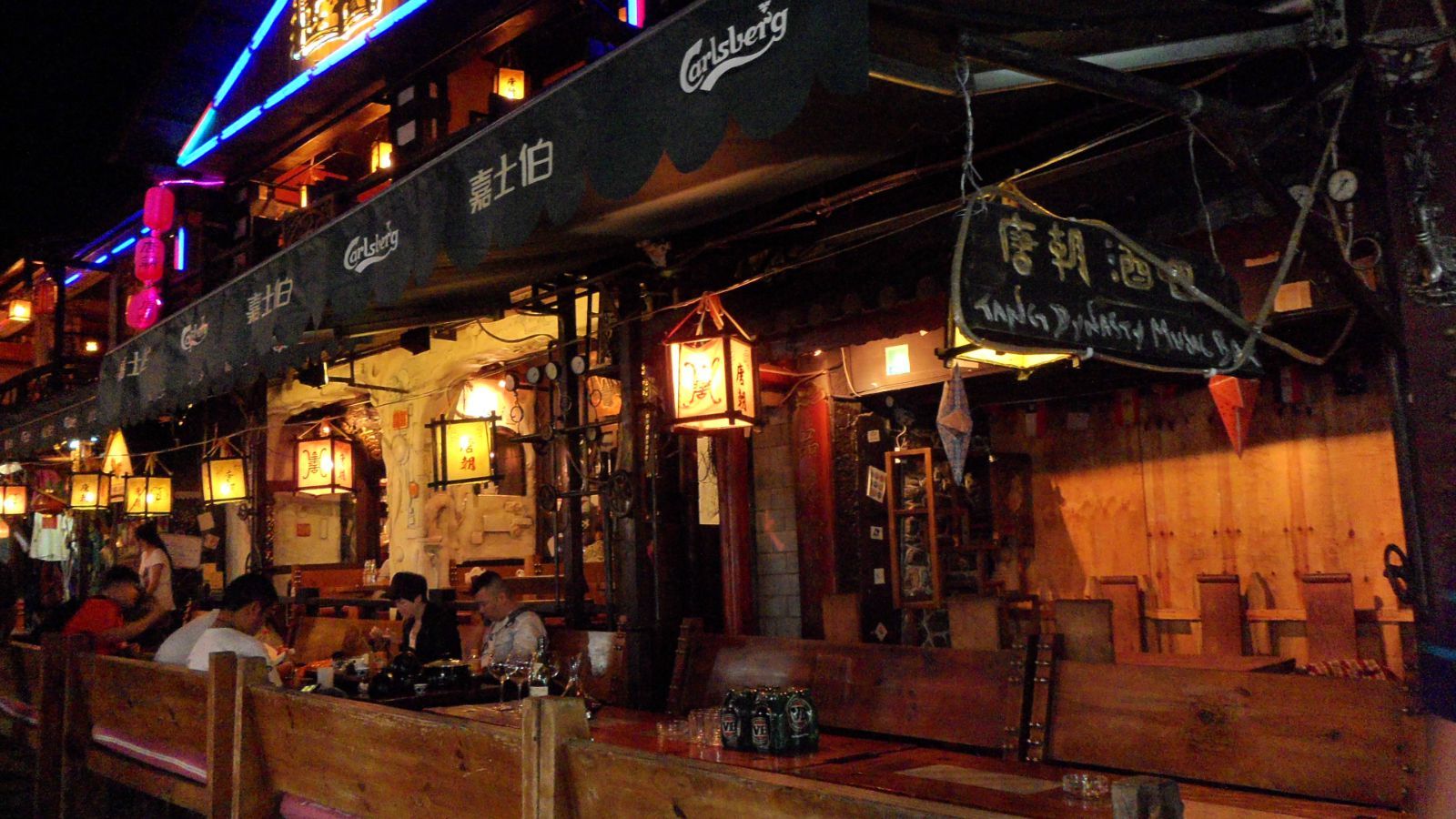 云南旅游一定要买玉吗,去云南旅游要不要买玉镯子