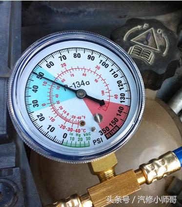 空调不制冷加冷媒多少钱,汽车空调加注冷媒不制冷怎么处理