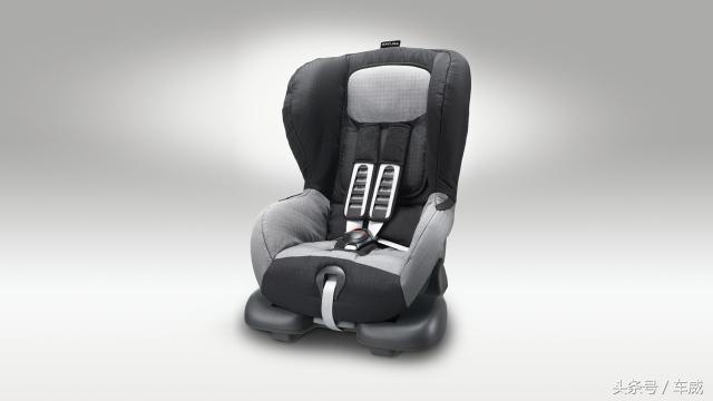 买什么样的安全座椅才合法,安全座椅怎么选择才合适