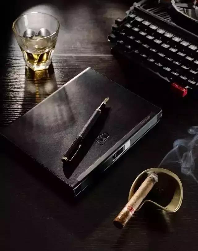 讨厌别人翻自己的垃圾,讨厌别人翻自己的书