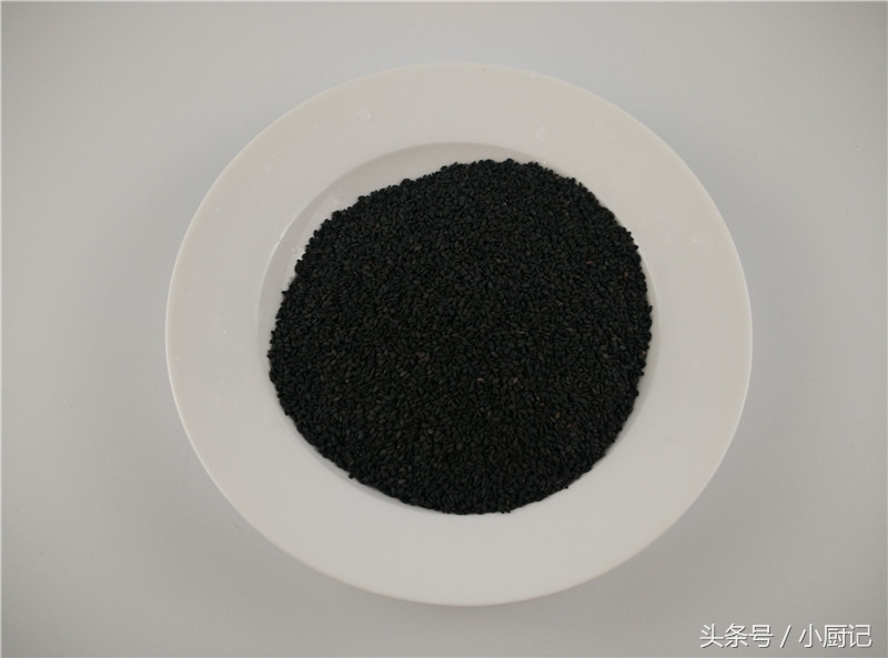 黑芝麻的十种做法,炒黑芝麻的方法与视频