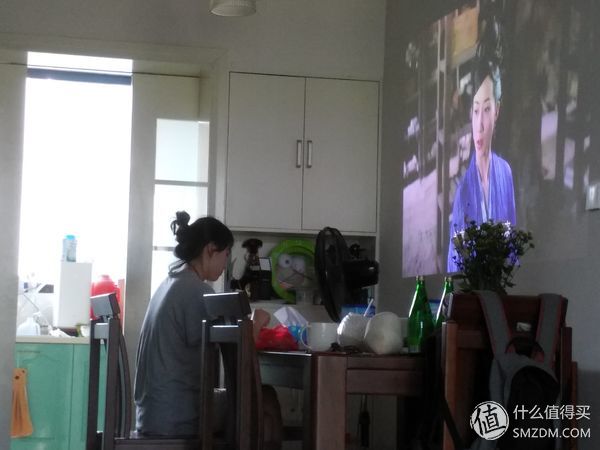 米家激光投影电视1s4k,米家激光投影和米家激光电视