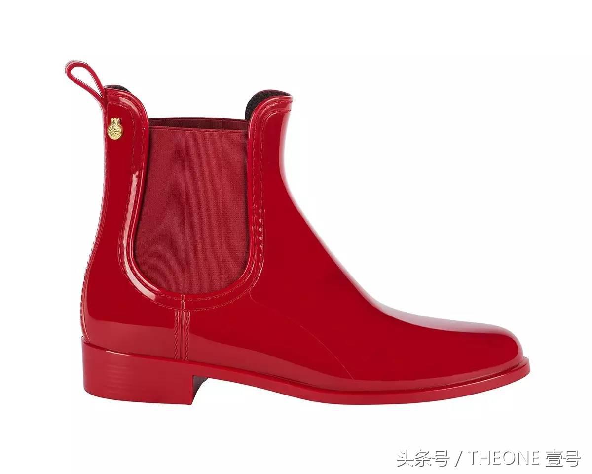 我掐指一算，你该买双雨鞋了