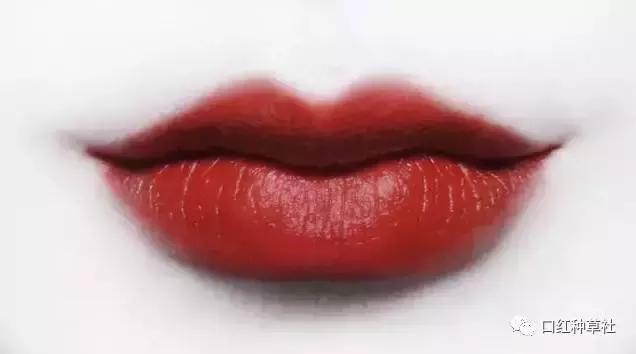 唇色深素颜口红不沾杯推荐,唇色偏深不沾杯口红