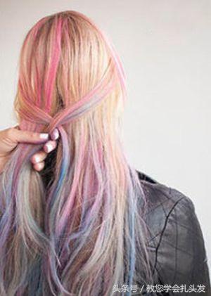 编发教程自己也可以扎鱼尾辫哦,编头发简单又好看鱼尾辫