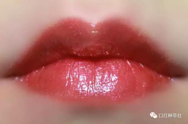 唇色深素颜口红不沾杯推荐,唇色偏深不沾杯口红