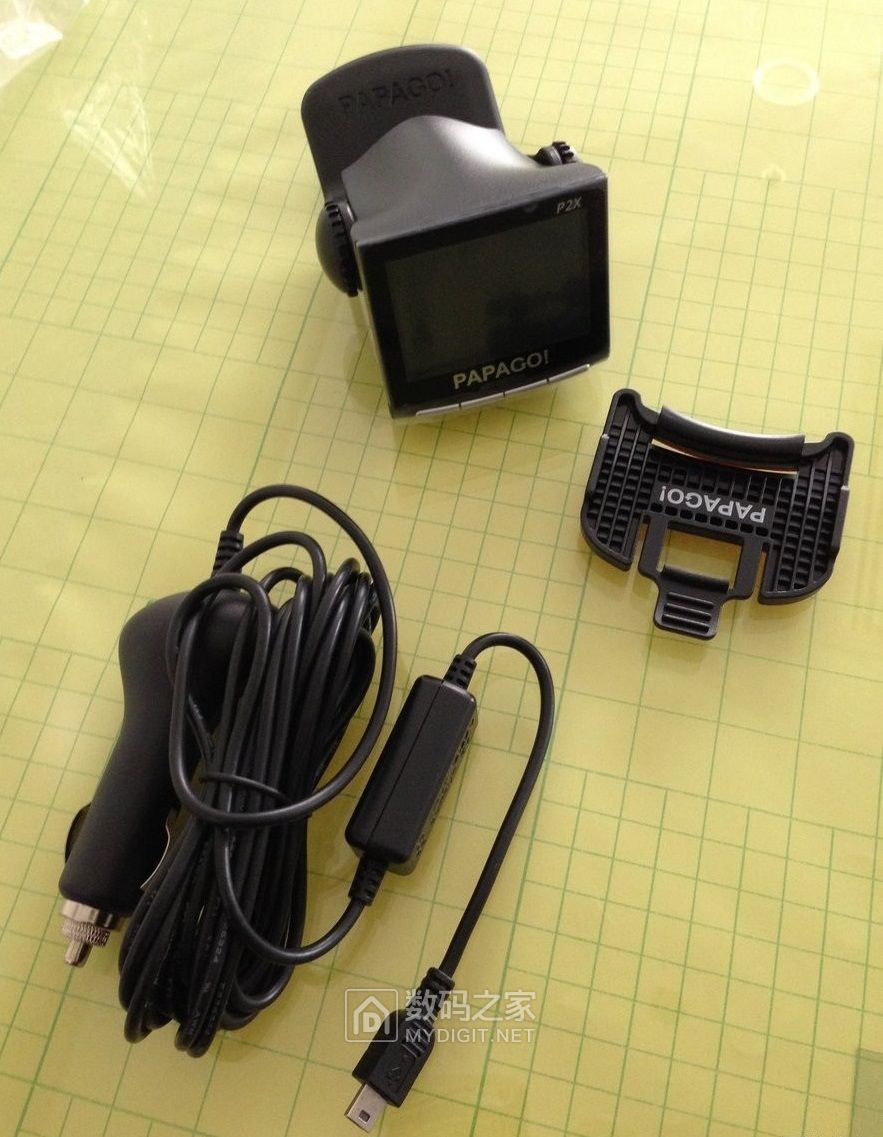 拆解趴趴狗隐藏式行车记录仪,行车记录仪拆解解析