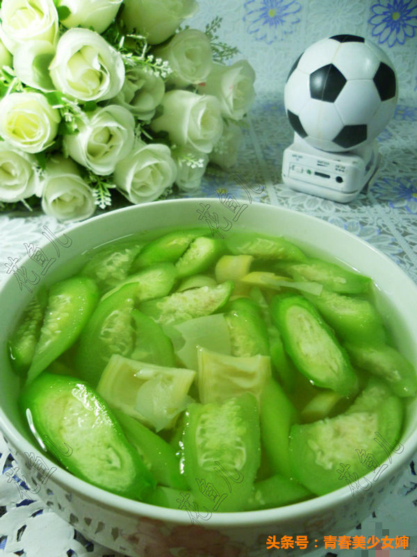 中暑人不舒服喝什么饮料,夏天中暑喝什么汤好