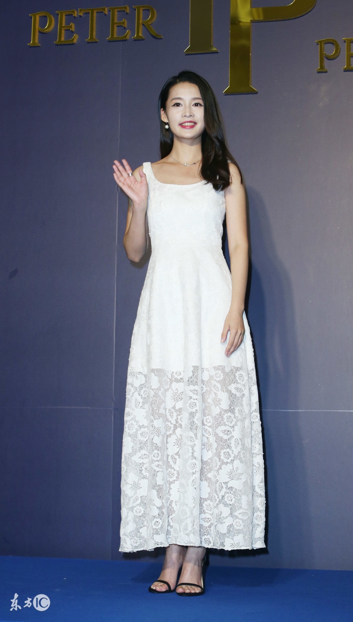 脸上长个痘硬硬的凸起怎么解决,20岁脸上反复长痘是什么原因