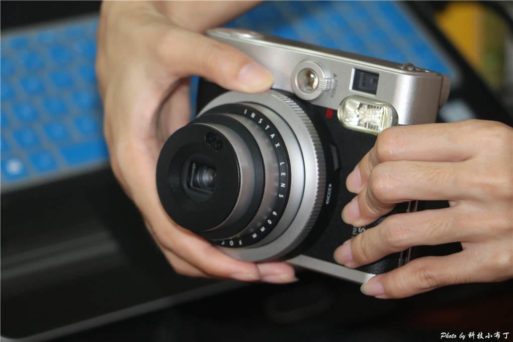 富士mini90和sq1哪个好,富士mini90国产和日版