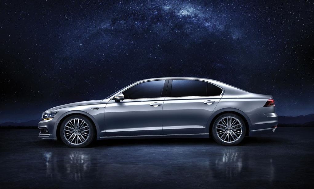 采用A8平台，比A6L还长，月销146台、125台，快停产了