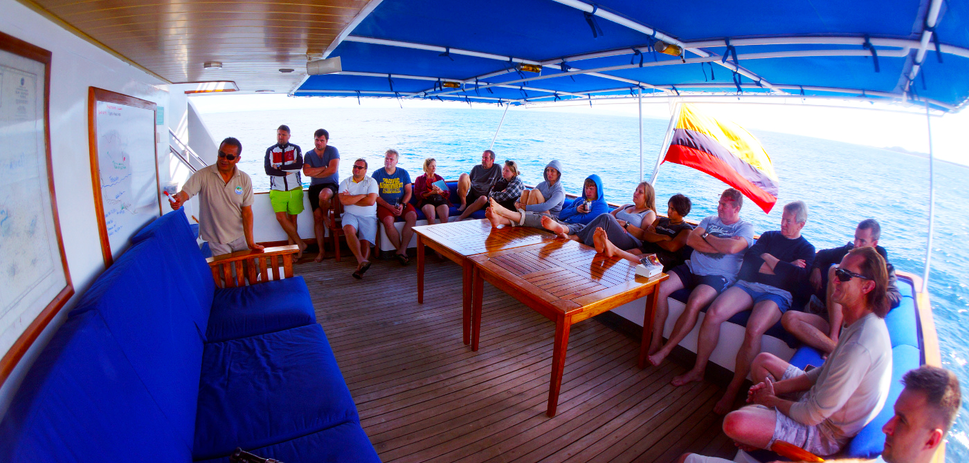 船在海上怎么过夜,国外顶级船宿攻略