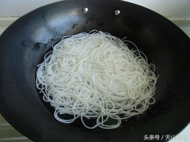 剩了饺子菜怎么吃,剩下来饺子馅怎么吃