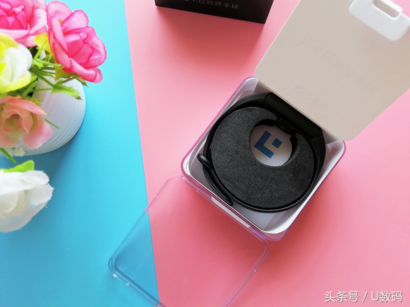 拉卡拉跨界手环调整,拉卡拉手环效果