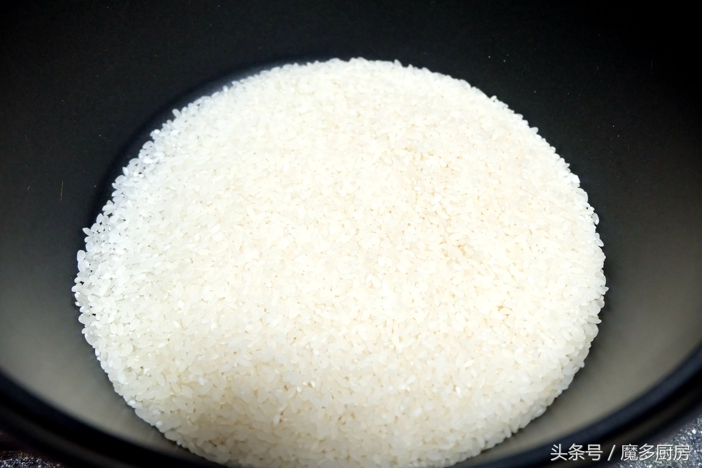 超级简单又美味的煲仔饭,第一次做煲仔饭