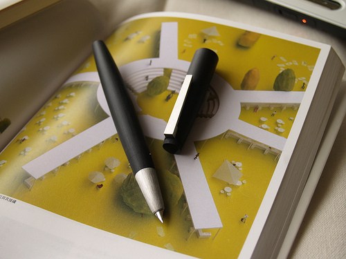 lamy2000钢笔值不值得入手,lamy2000