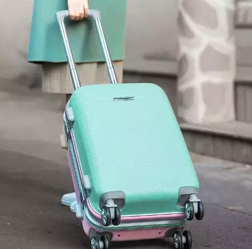 买到不好看的行李箱怎么办,想买个行李箱不知买什么牌子的好