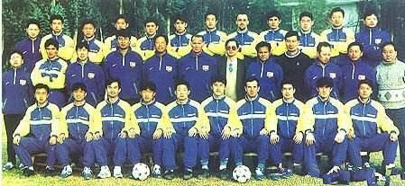 别总说中国男足，当年的成都这群爷们也曾疯狂过