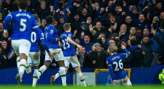 蓝色即信仰,太妃糖逐梦之路