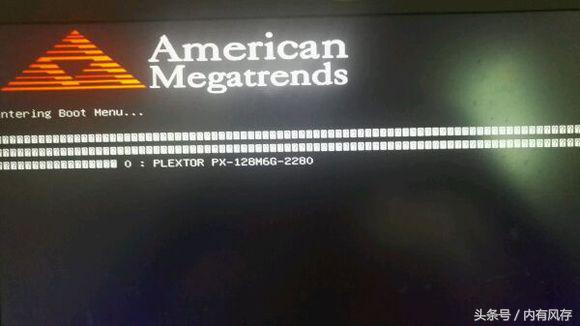 电脑开机出现条纹花屏不能开机,电脑开机乱码滚动怎么解决