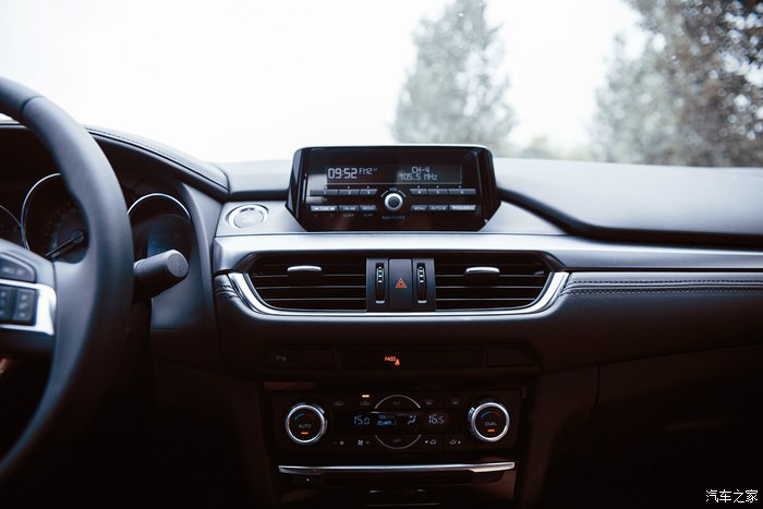 阿特兹油表指针不动,马自达阿特兹油表亮黄灯