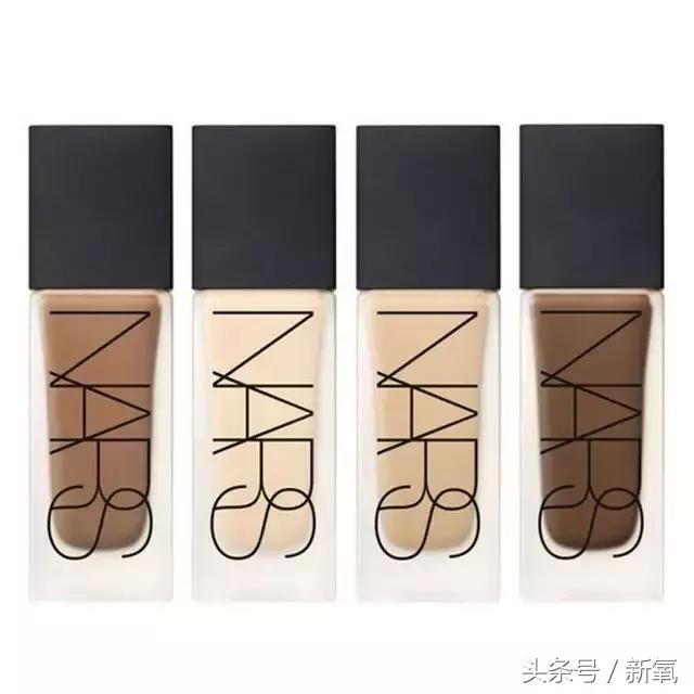 和杨洋在一起过的女明星,演员杨洋用的是哪个化妆品