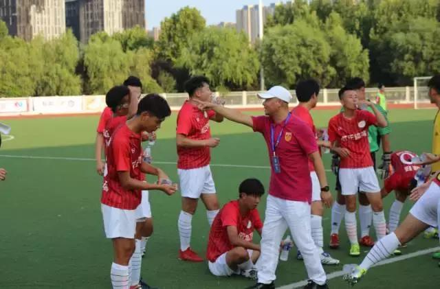 稳扎稳打斩获第二分,稳扎稳打连闯5关