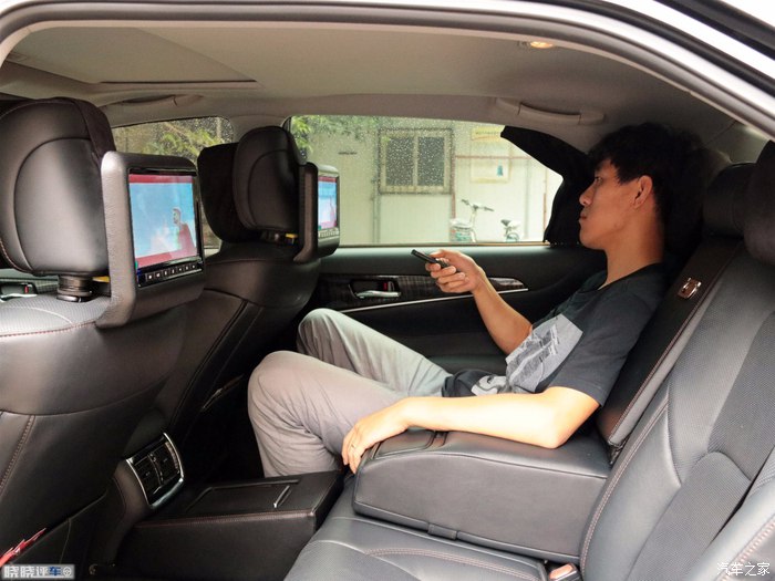 18款皇冠改装雷克萨斯前脸,十四代皇冠改装雷克萨斯仪表盘