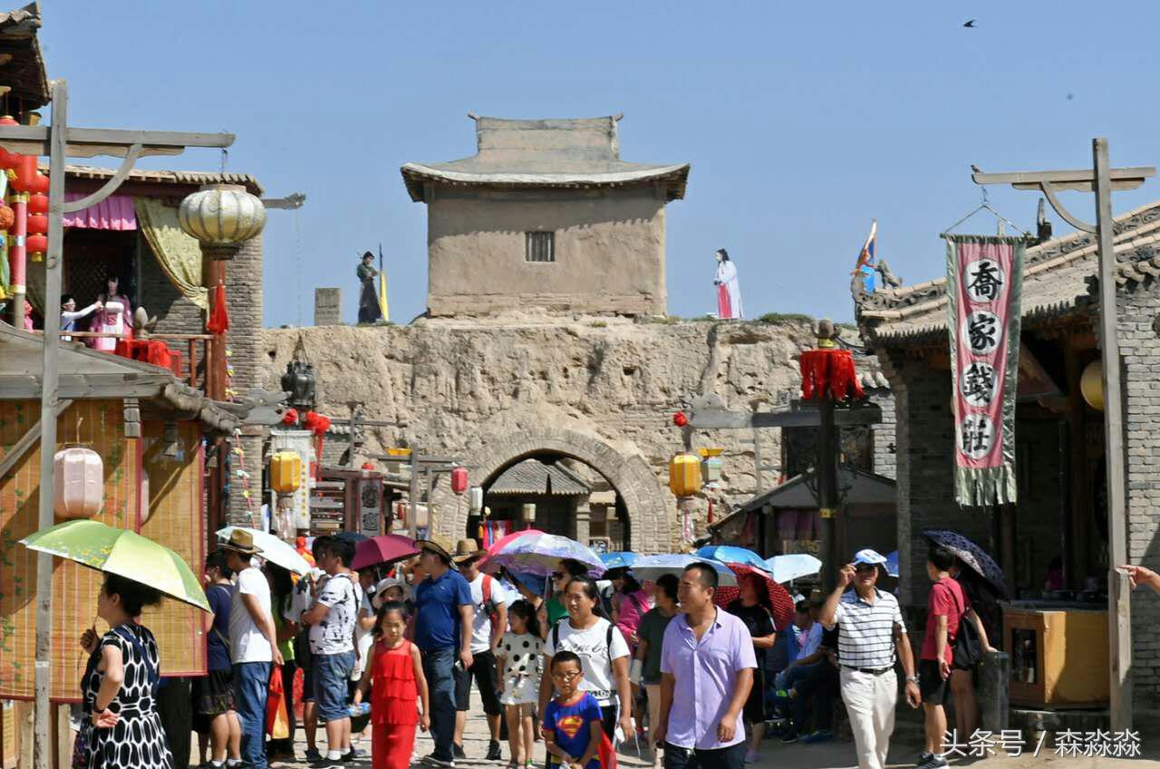 西部影视城荒凉,西部影视城漫天黄沙